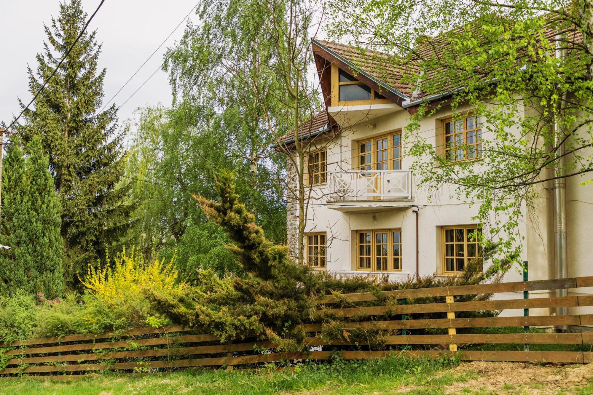 Villa Alba By Akasha Retreat Bran  Exteriér fotografie
